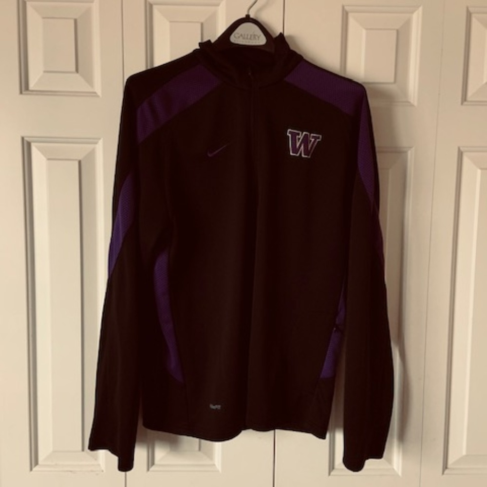 NIKE UNIVERSITY OF WASHINGTON SWEATER